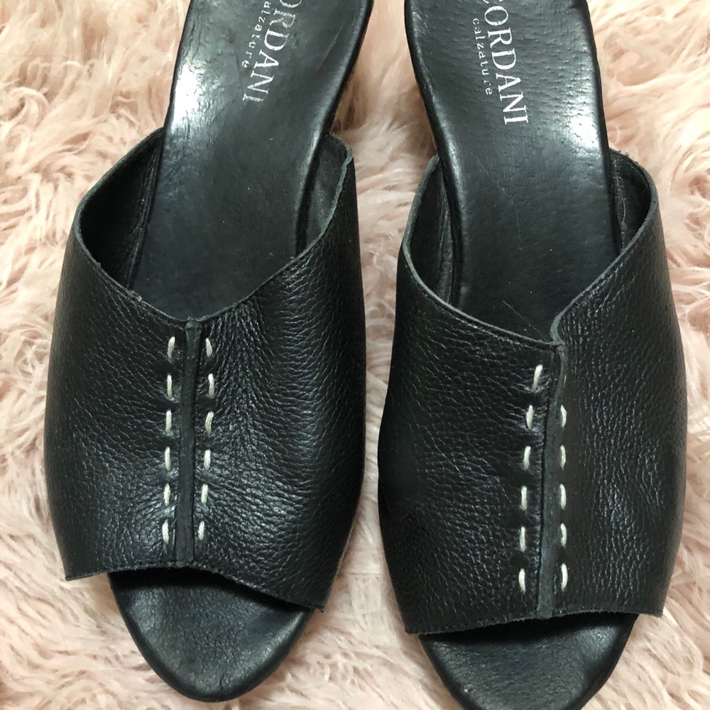 Cordani Black Heel Slides